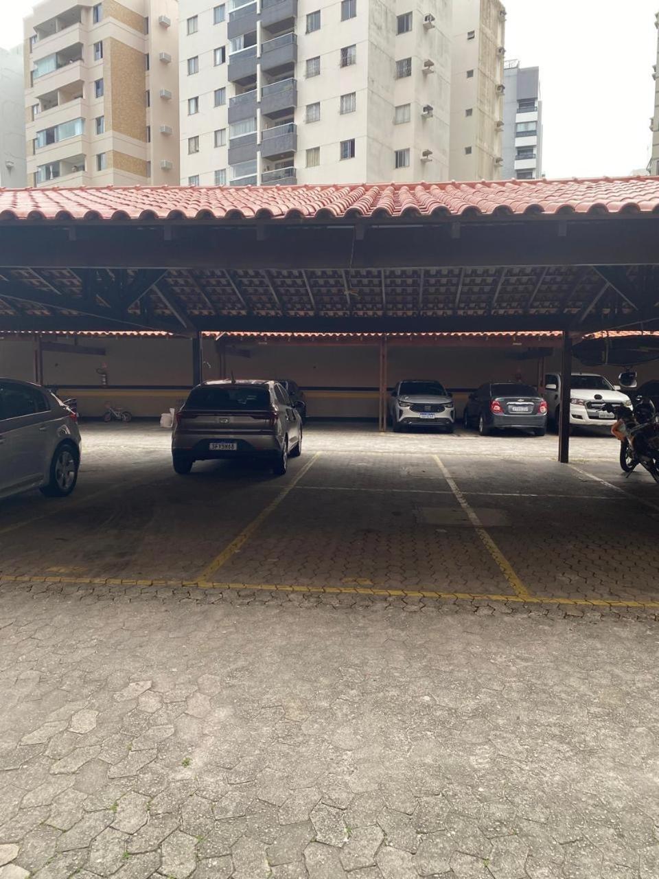 Na Area Da Da Costa Apartment