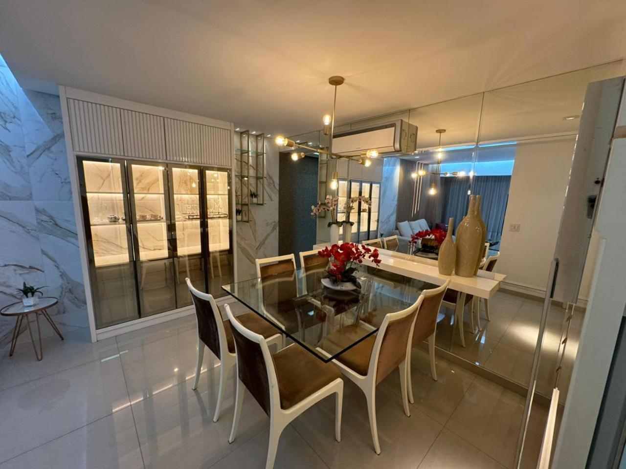 Na Area Da Da Costa Apartment